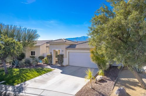9373 Blue Ridge St, Desert Hot Springs, CA 92240-7743