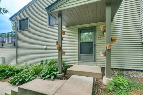 4367 Arden View Ct, Saint Paul MN  55112-1946 exterior