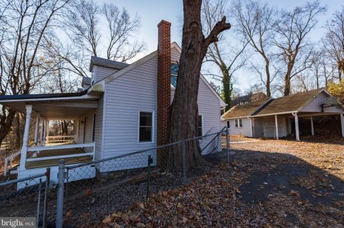6902 Williamsport Pike, Falling Waters WV  25419-4512 exterior