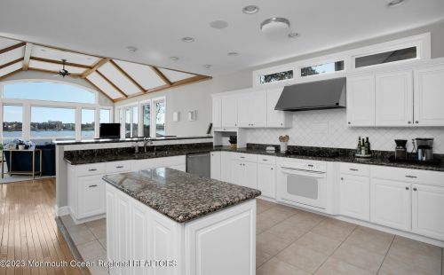 146 Conover Ln, Tinton Falls NJ 07701-6213 exterior