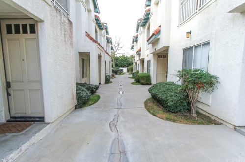 227 Coffman St, Anaheim CA  92805-7100 exterior