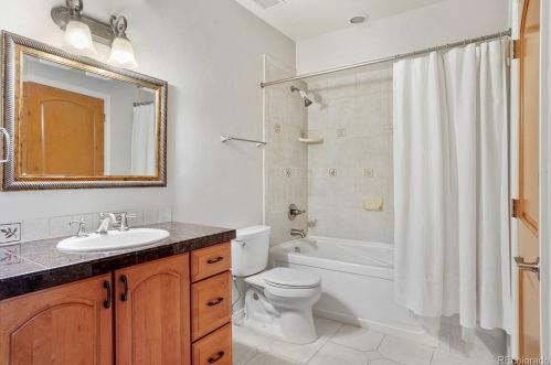 1895 Niagara Way, Denver CO  80224-2217 exterior