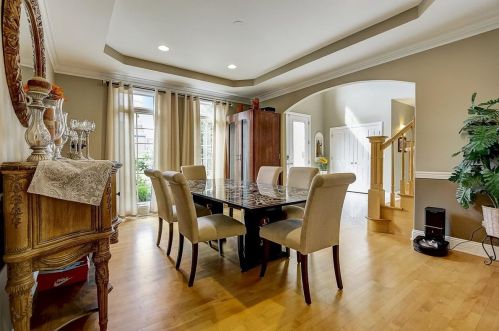 6919 Fieldstone Dr, Willowbrook IL  60527-5295 exterior