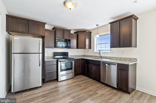 27 Pumping Station Rd, Hanover PA  17331-9494 exterior