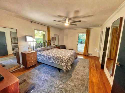 2147 Council Bluff Ct, Atlanta GA  30345-4130 exterior