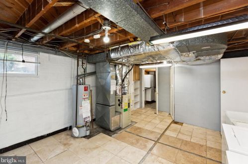 2009 Forest Hill Dr, Silver Spring MD 20903-1532 exterior