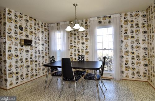 15037 Butterchurn Ln, Silver Spring MD 20905-5741 exterior