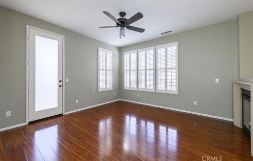 15 Tall Oak, Irvine CA  92603-4213 exterior