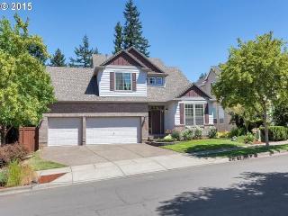 23656 Stonehaven St, Sherwood, OR 97140-7077