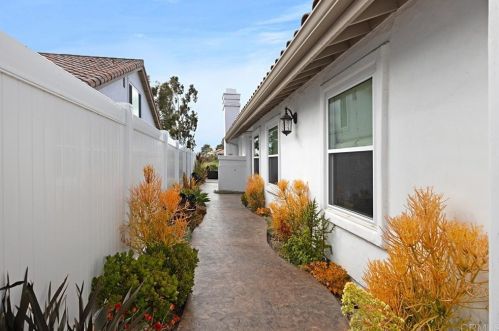 5030 Corinthia Way, Oceanside, CA 92056-5152