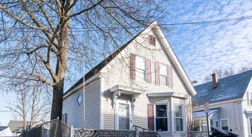 4 South St, Nashua, NH 03060-3419
