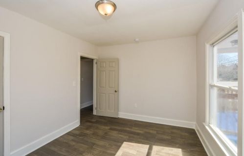 1771 Ctr Ave, Atlanta GA  30344-4725 exterior