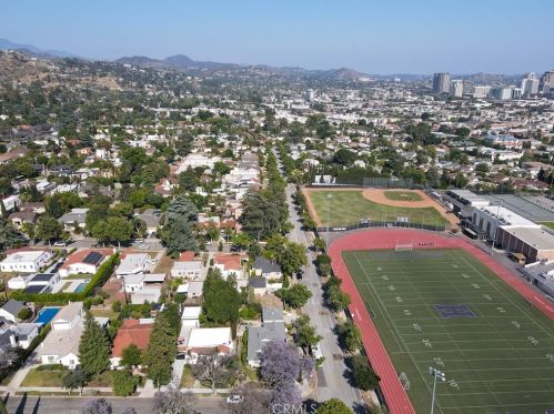 1401 Hillcrest Ave, Glendale CA  91202-1505 exterior