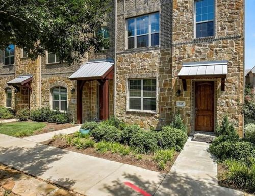 525 Royal Ln, Irving TX  75039-4225 exterior