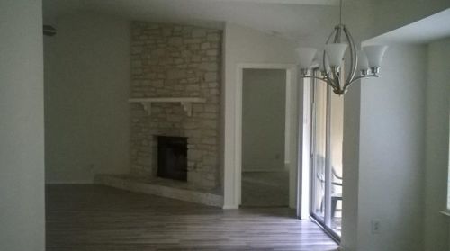 11401 Bristle Oak Trl, Austin TX  78750-1307 exterior