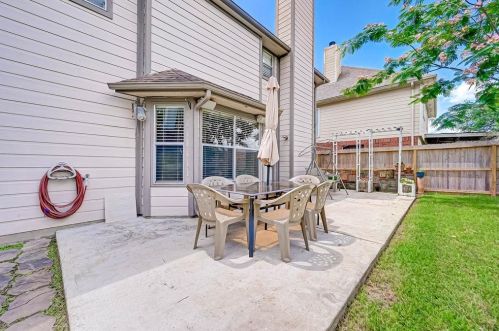 23111 Waterlily Dr, Richmond TX 77406-8616 exterior