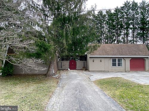 399 Stonewood Rd, York, PA 17402-3213