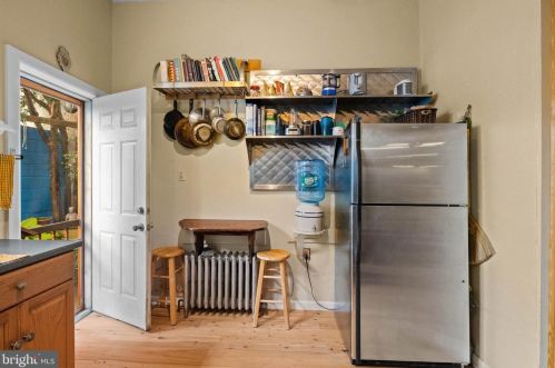 1226 8th St, Philadelphia PA  19147-5130 exterior