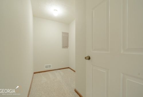 1308 Cross Plains Hulett Rd, Carrollton GA  30116-6643 exterior