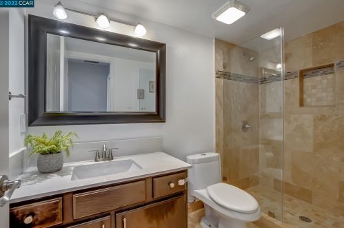 5334 Vista Point Ct, Concord CA  94521-5017 exterior