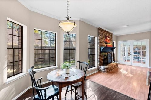 206 Deep Dl Ln, Conroe TX  77304-7208 exterior