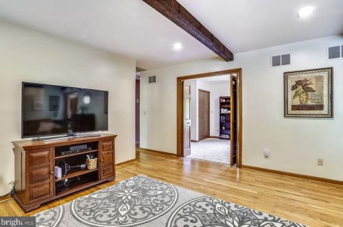 737 Sharpsburg Dr, Davidsonville MD 21035-1927 exterior