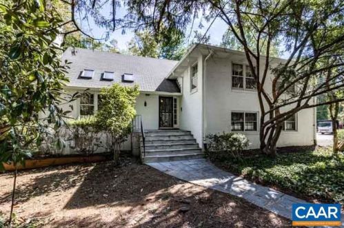 212 Alderman Rd, Charlottesville, VA 22903-1704
