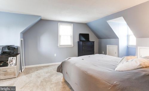 1546 Dunmore Dr, Lancaster PA  17602-1247 exterior