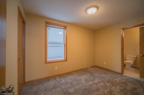 9 Acker St, Saint Paul MN  55117-5508 exterior