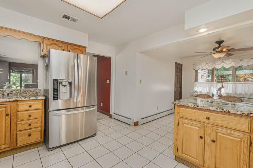 2071 61 Ave, Hobart IN 46342-6517 exterior