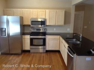 16 Omo St, Middletown CT  06457-3825 exterior
