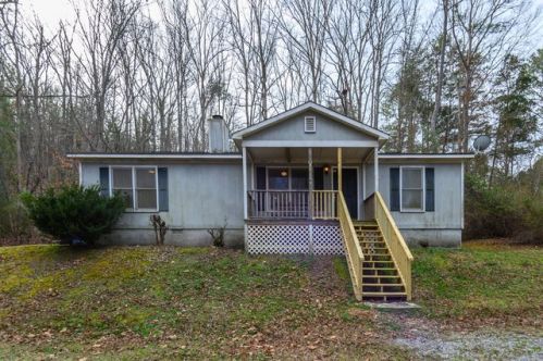 1577 Chubb Rd, Cave Spring, GA 30124-3248