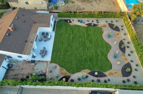 1622 Virginia Ave, Glendale CA  91202-1246 exterior