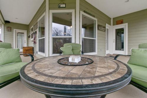 12454 Willis Waukegan Rd, Conroe TX  77303-4415 exterior