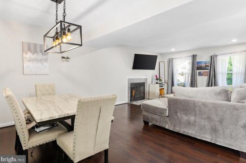 84 Kennedy Dr, Severna Park MD 21146-3007 exterior