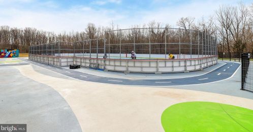 4206 Round Hl Rd, Silver Spring MD 20906-4869 exterior