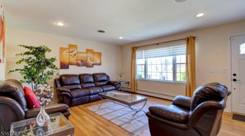 56 Sheridan Ave, Town Center, NJ 07052-2629