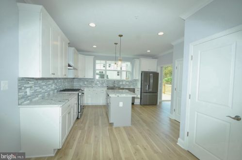 9507 Garwood St, Silver Spring MD 20901-2940 exterior