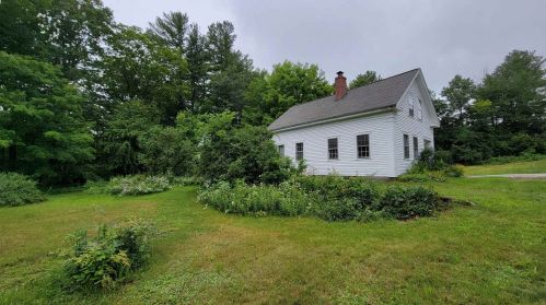 67 Kendall Hill Rd, Mount Vernon, NH 03057-1908