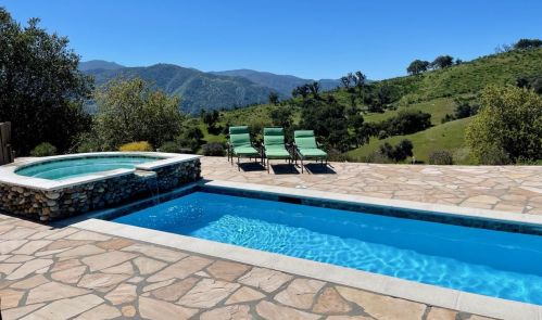 14 Asoleado Dr, Tassajara Hot Springs, CA 93924-9346
