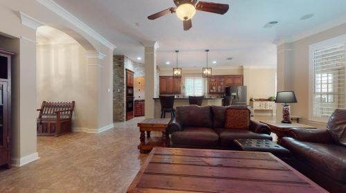 8760 Skyline Ln, Conroe TX  77302-3458 exterior
