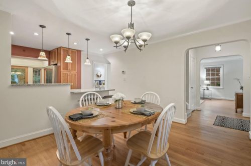 8024 Glenside Dr, Silver Spring MD 20912-7326 exterior