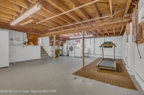 4 Judith Ct, Tinton Falls NJ  07712-4136 exterior