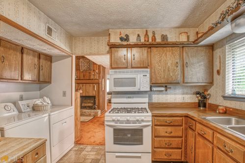 112 Valley Rd, Stockbridge GA 30281-2343 exterior