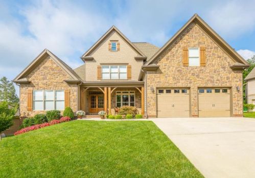 3741 Windbridge Dr, Apison, TN 37302-7606
