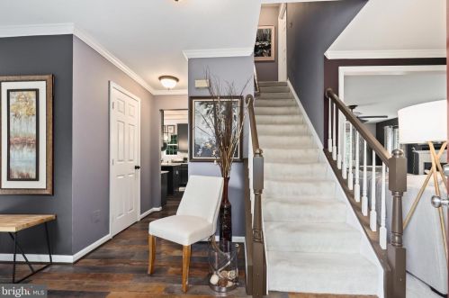 4691 Pearson Dr, Woodbridge, VA 22193-5416