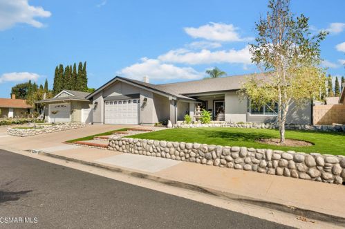 2244 Marter Ct, Simi Valley, CA 93065-2436