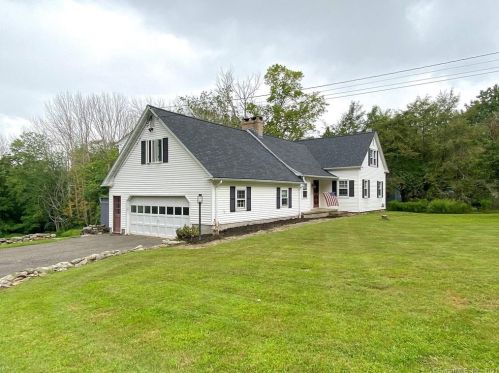 116 Mansfield Rd, Torrington, CT 06791-2515