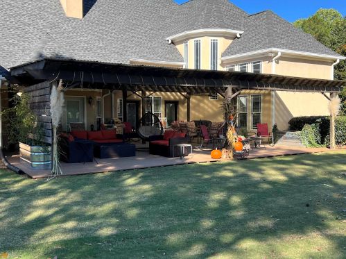 450 Mallard Ln, Locust Grove, GA 30248-2418