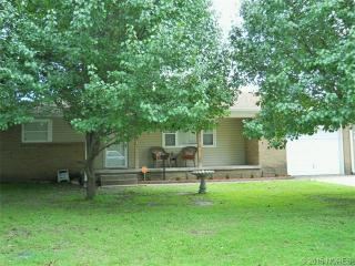 226 Pine Pl, Skiatook, OK 74070-2359